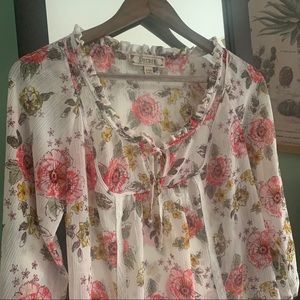 Decree Boho Floral Peasant Blouse with Lace Detail